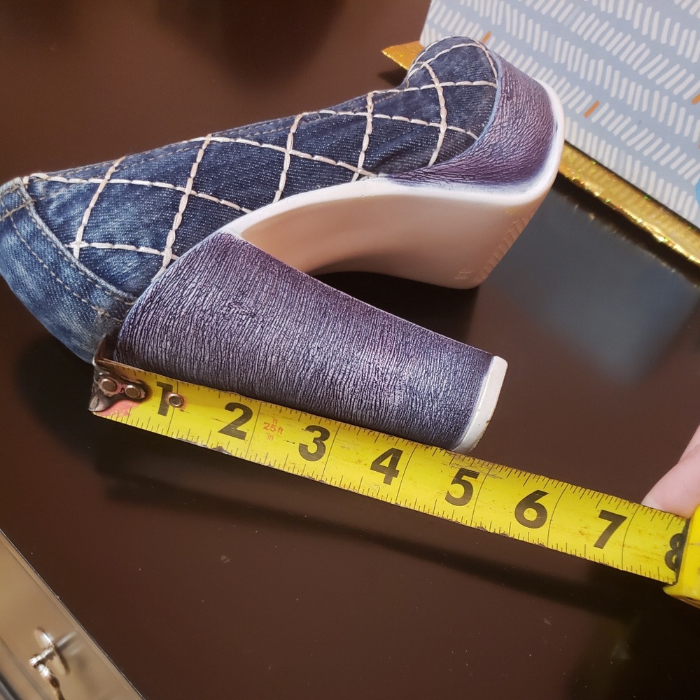 Jean Shoes - Picture 5 of 5